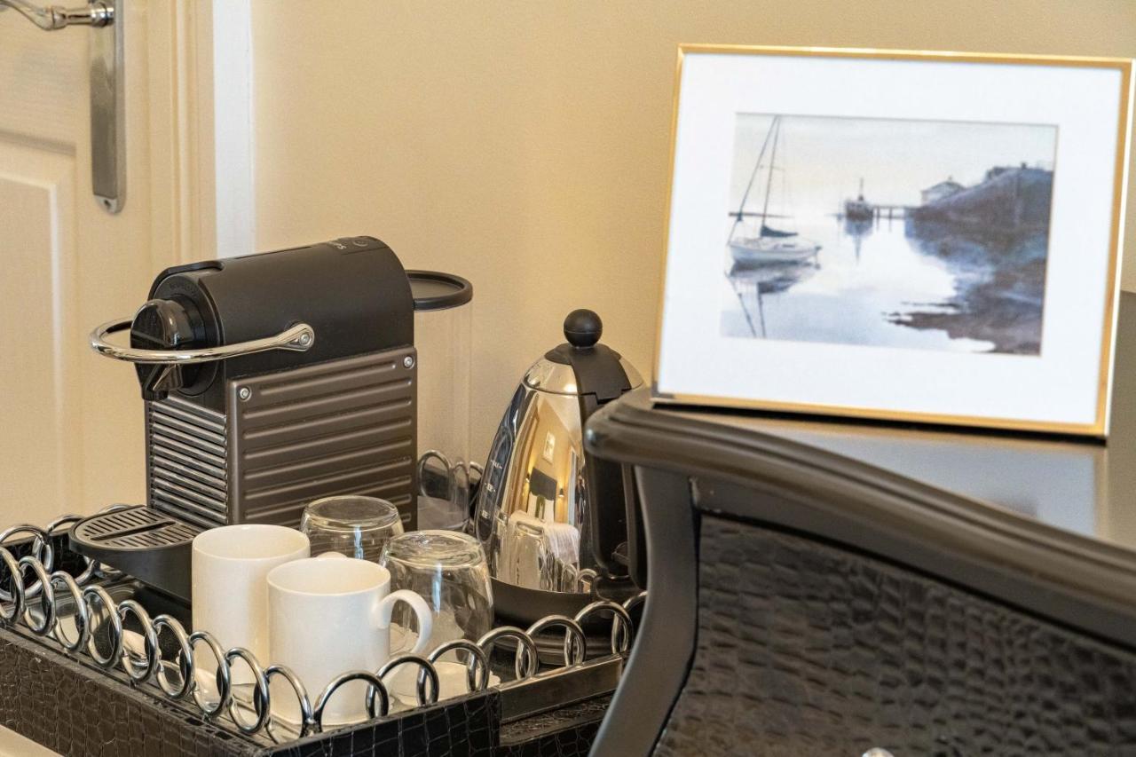 Awel Y Mor Bed & Breakfast Aberdyfi Ngoại thất bức ảnh