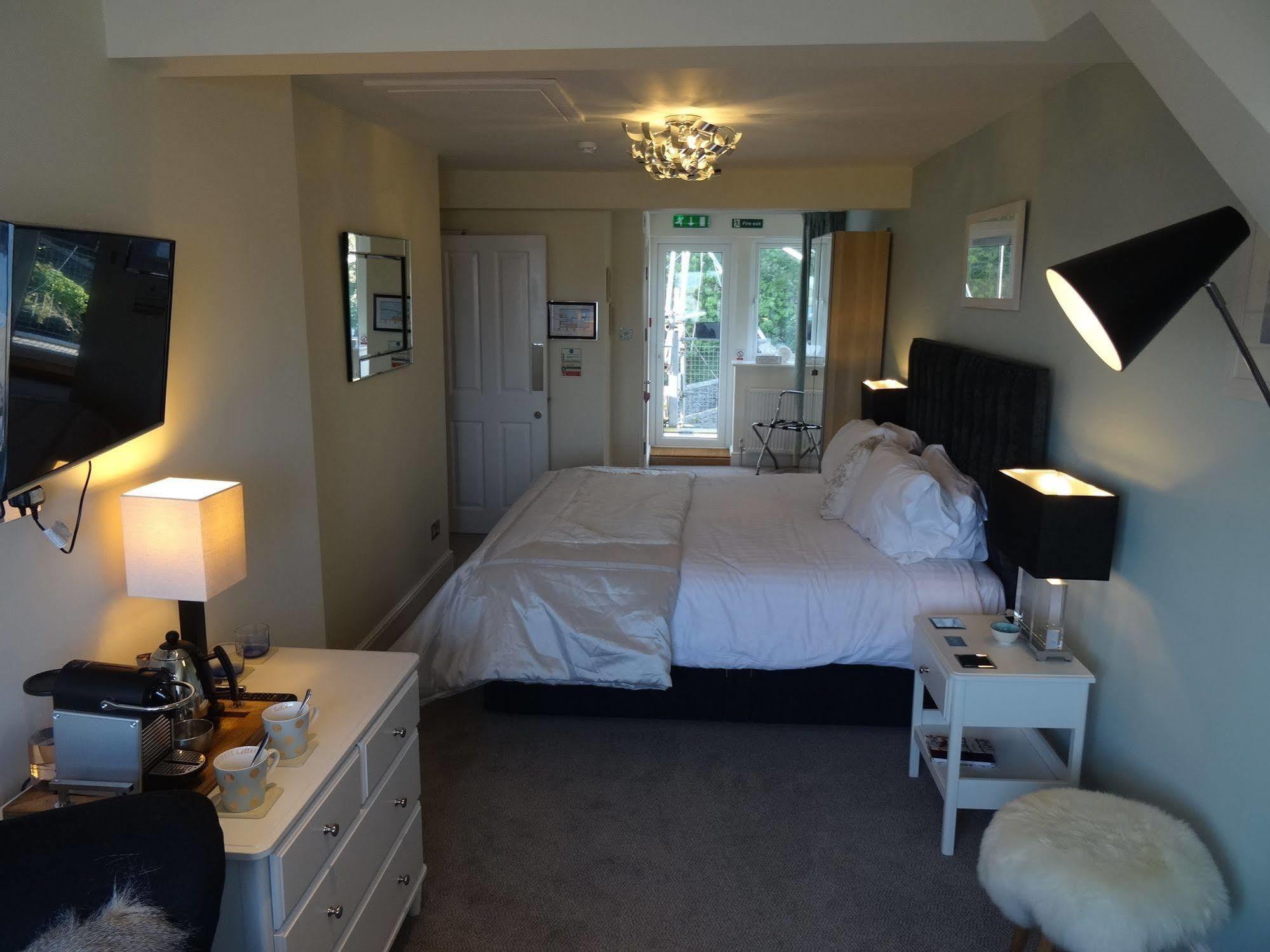 Awel Y Mor Bed & Breakfast Aberdyfi Ngoại thất bức ảnh